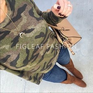 CAMO PRINT PULLOVER